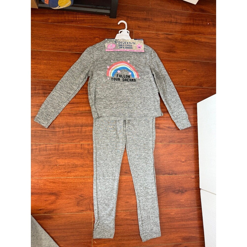 VIGOSS Girl’s 2 piece top and joggers M